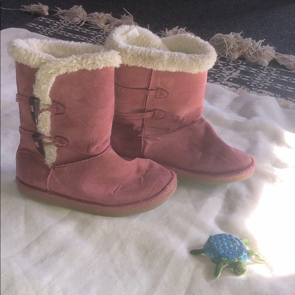 Other - Antique Coral Fuzzy Toggle Boots